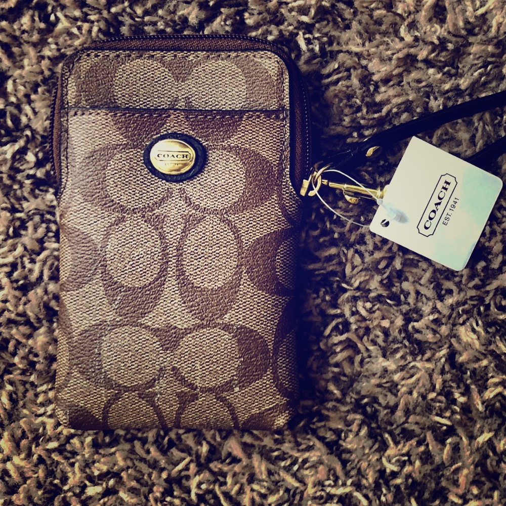 Coach wristlet NWT brown monogrammed!